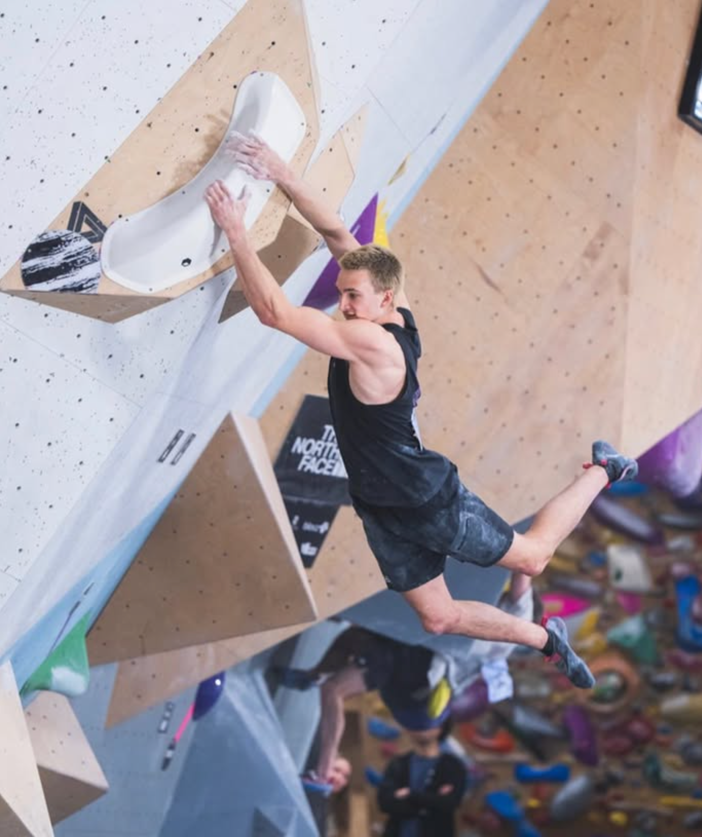 Do Pro Climbers Wear Socks?